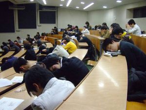 estudiantes-durmiendo